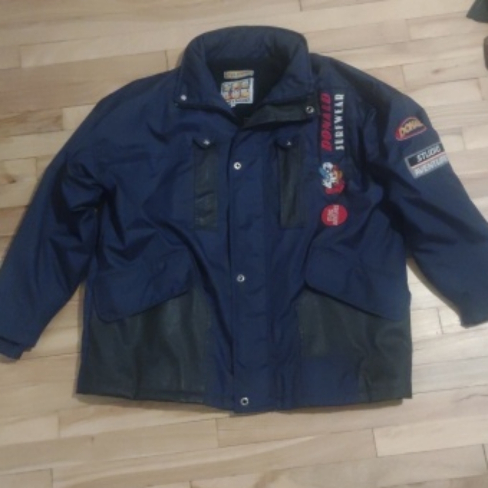 Rare vintage Embroidered Donald Surf Wear
